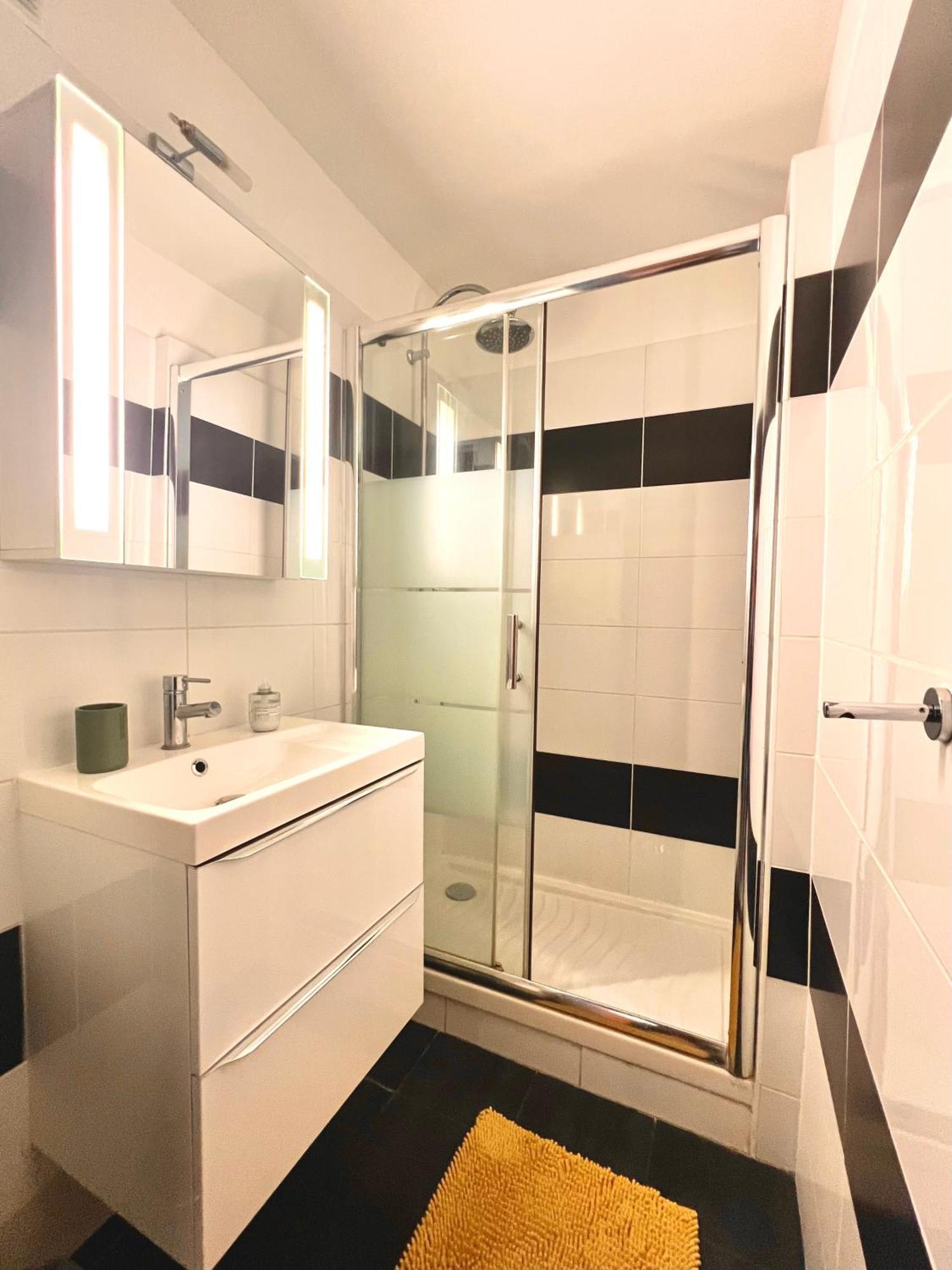 Appartement Proche Gare, 6 Voyageurs Et Stationnement Gratuit Remeš Exteriér fotografie