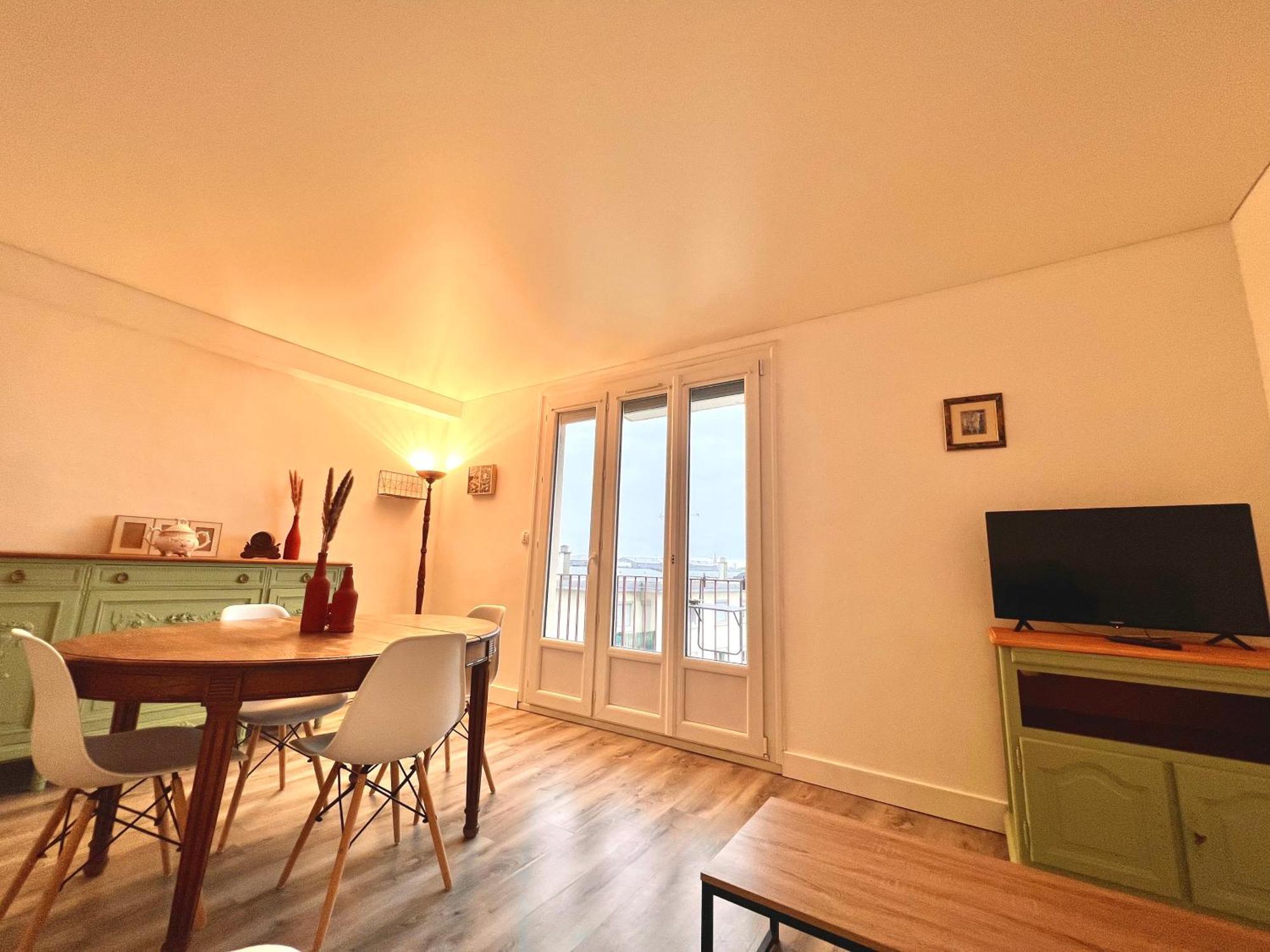 Appartement Proche Gare, 6 Voyageurs Et Stationnement Gratuit Remeš Exteriér fotografie